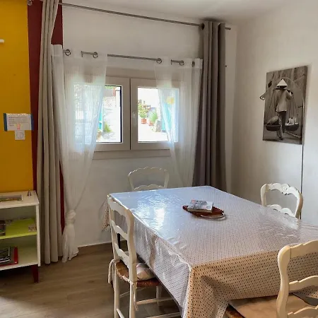 Catalunya Les 3 Jardin Vue Montagne Calme T2 Apartment Dorres